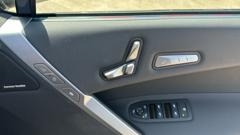 BMW iX 300kW xDrive45 M Sport 101kWh 5dr Auto Electric Estate